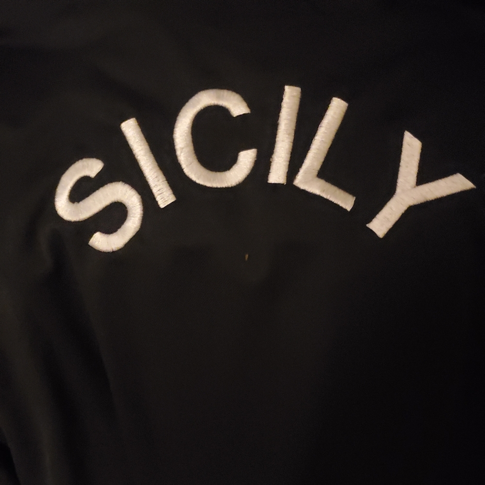 Es blk/white personalized Sicily labeled on the back of hoody xl new - Picture 3 of 3
